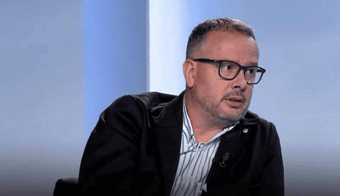 Zbulohet Korrespondenca: Email-et e Hajdarit me Muharremin