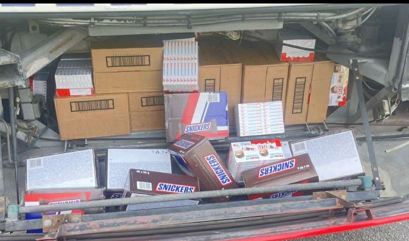 Dogana ndalon kontrabandë çokollatash me vlerë mbi 10 mijë euro