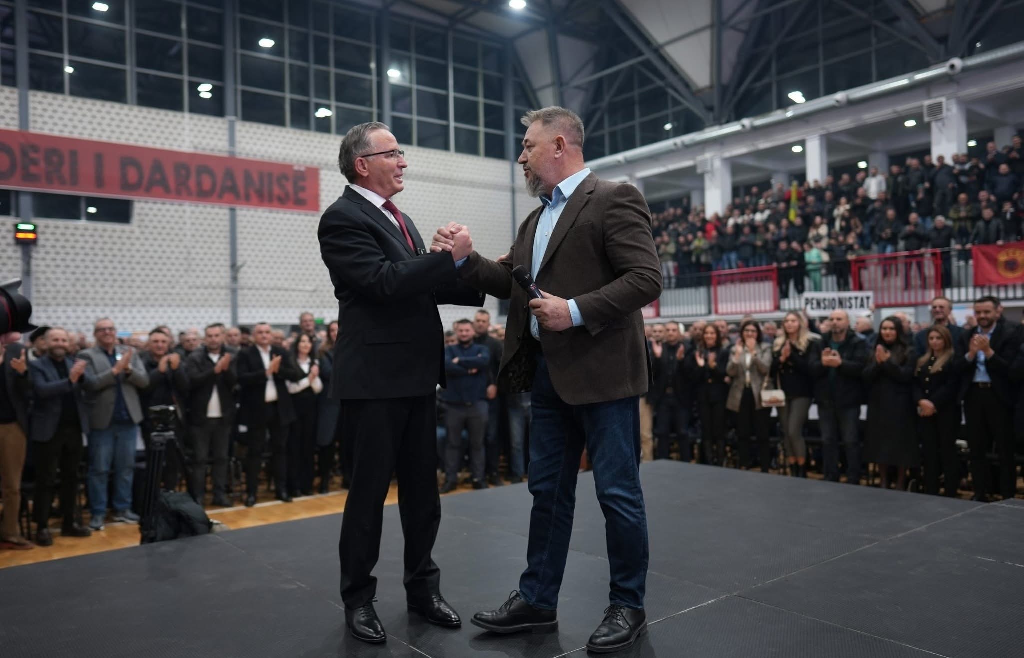 Lushtaku Përshëndet Hamzen për Detyrën e Re në Parti