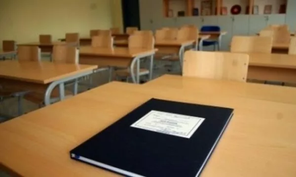 Prishtina anulon mësimin për shkak të rrezikut të përmbytjeve