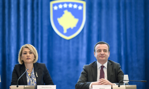 Mimoza Kusari bën thirrje për votim në interes qytetar