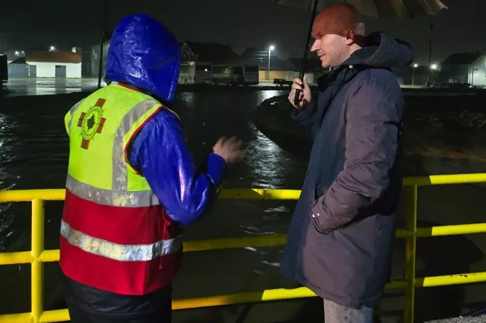 Shtimja shpall emergjencë pas përmbytjes së lumit