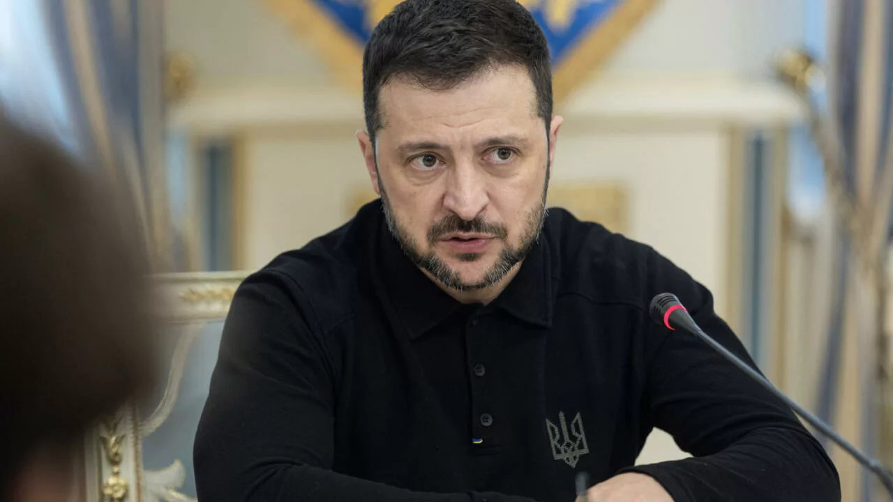 Zelensky njofton qytetarët për sfidat historike të Ukrainës