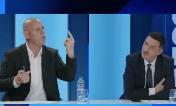 Syla kritikon Lladrovcin: PDK zhvillon figura me prirje të dyfishtë