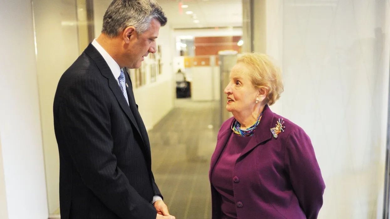 Avokati i Thaçit: Albright do ishte dëshmitare e shkëlqyer