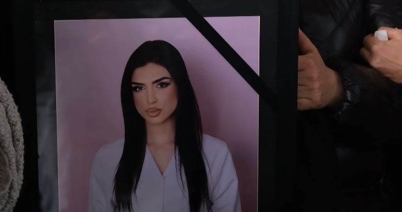 Protestë në mbështetje të Daorsa Spahinës: Kërkohet drejtësi