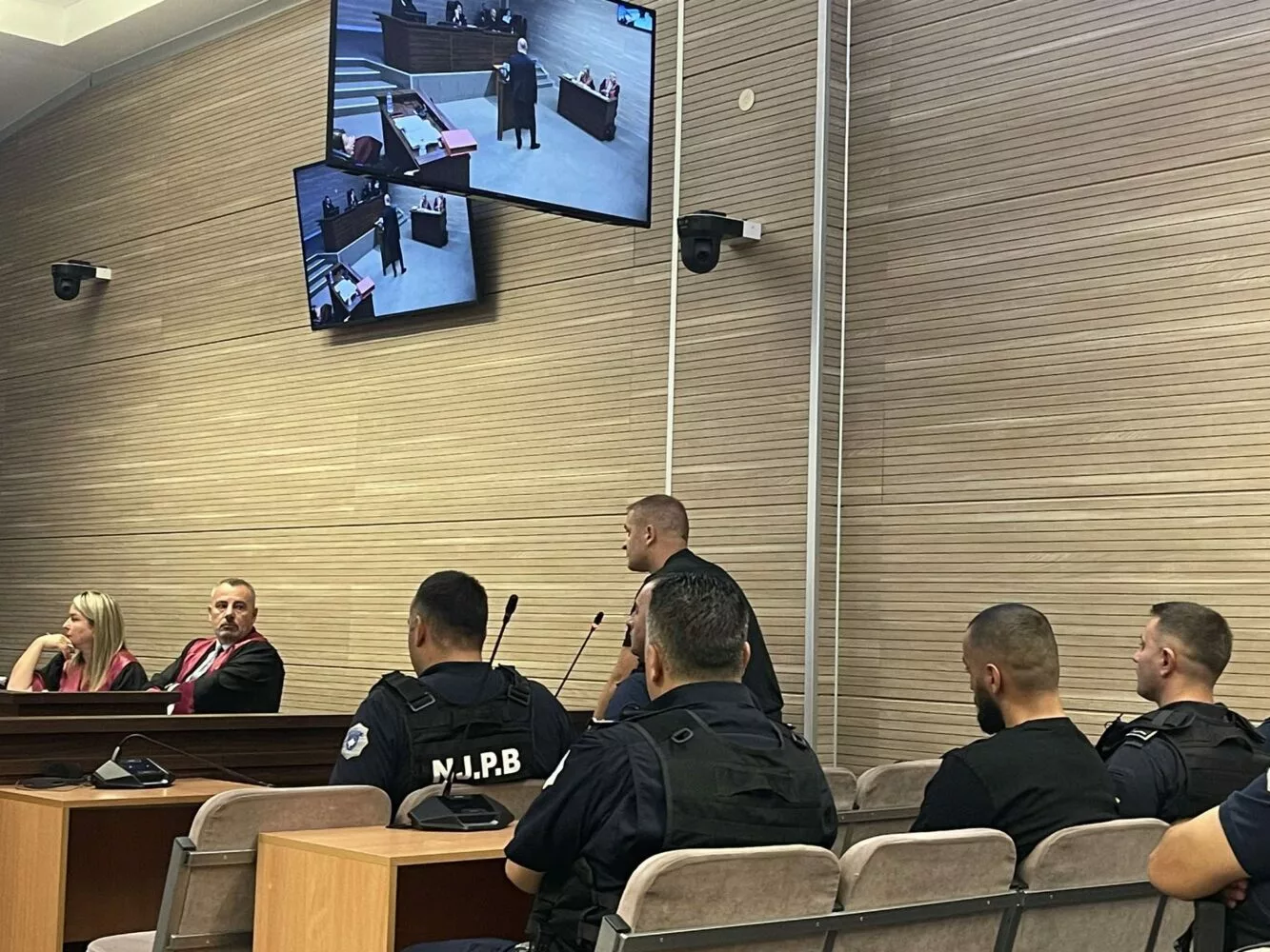 Seanca për vrasjen e Liridona Ademajt mbledh dëshmitarët në gjyq