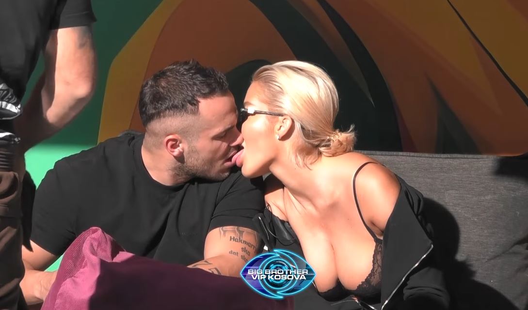 Edi dhe Dolce ndajnë momente intime në video të re