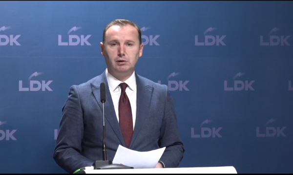 Zemaj diskuton me Nismën, kërkon pjesëmarrjen e mërgatës në votime