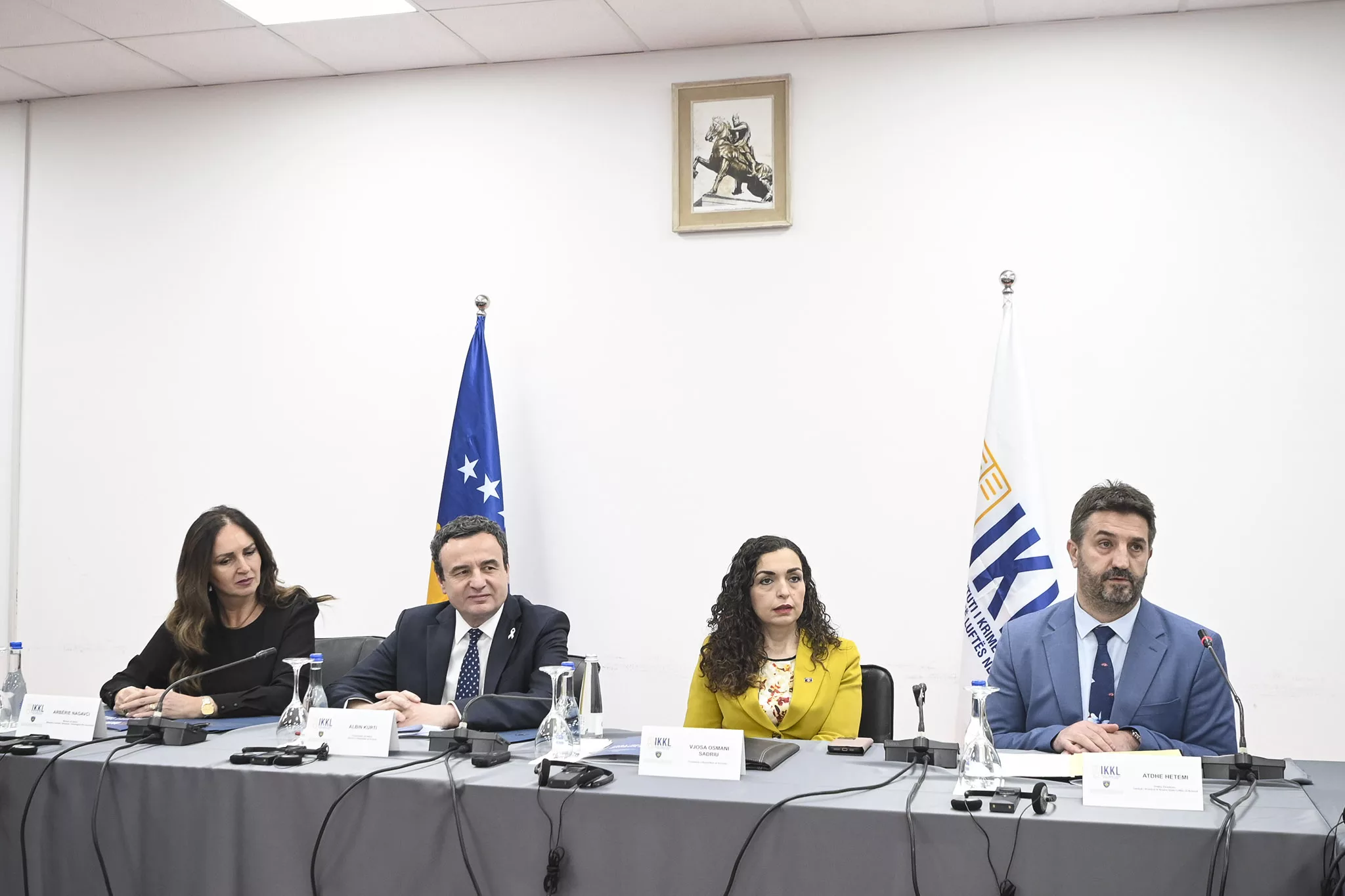 Kurti dhe Osmani në Forumin për Helmimet e Nxënësve ’90-’92