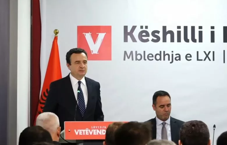 Vetëvendosje zgjedh Albin Kurtin kandidat për kryeministër