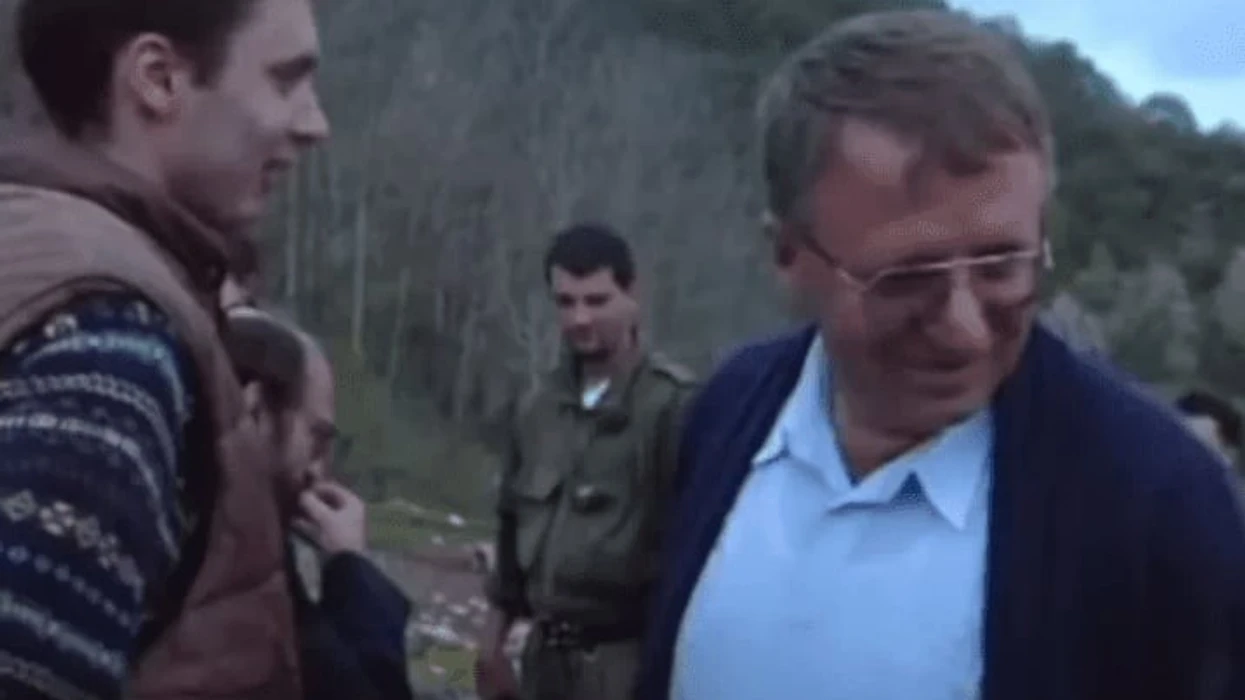 Gazetari kroat: Vuçiq i përfshirë në Safari Sarajevo