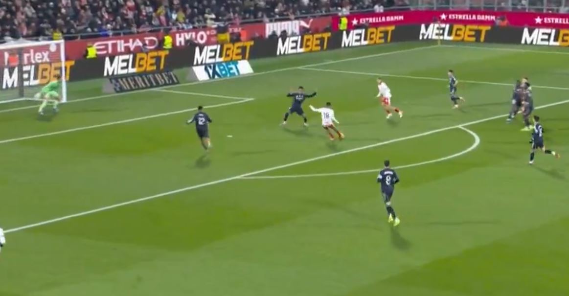 Girona mposht Realin me gol në fund të pjesës së parë