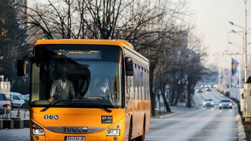 Protesta për transportin publik vijojnë në Prishtinë