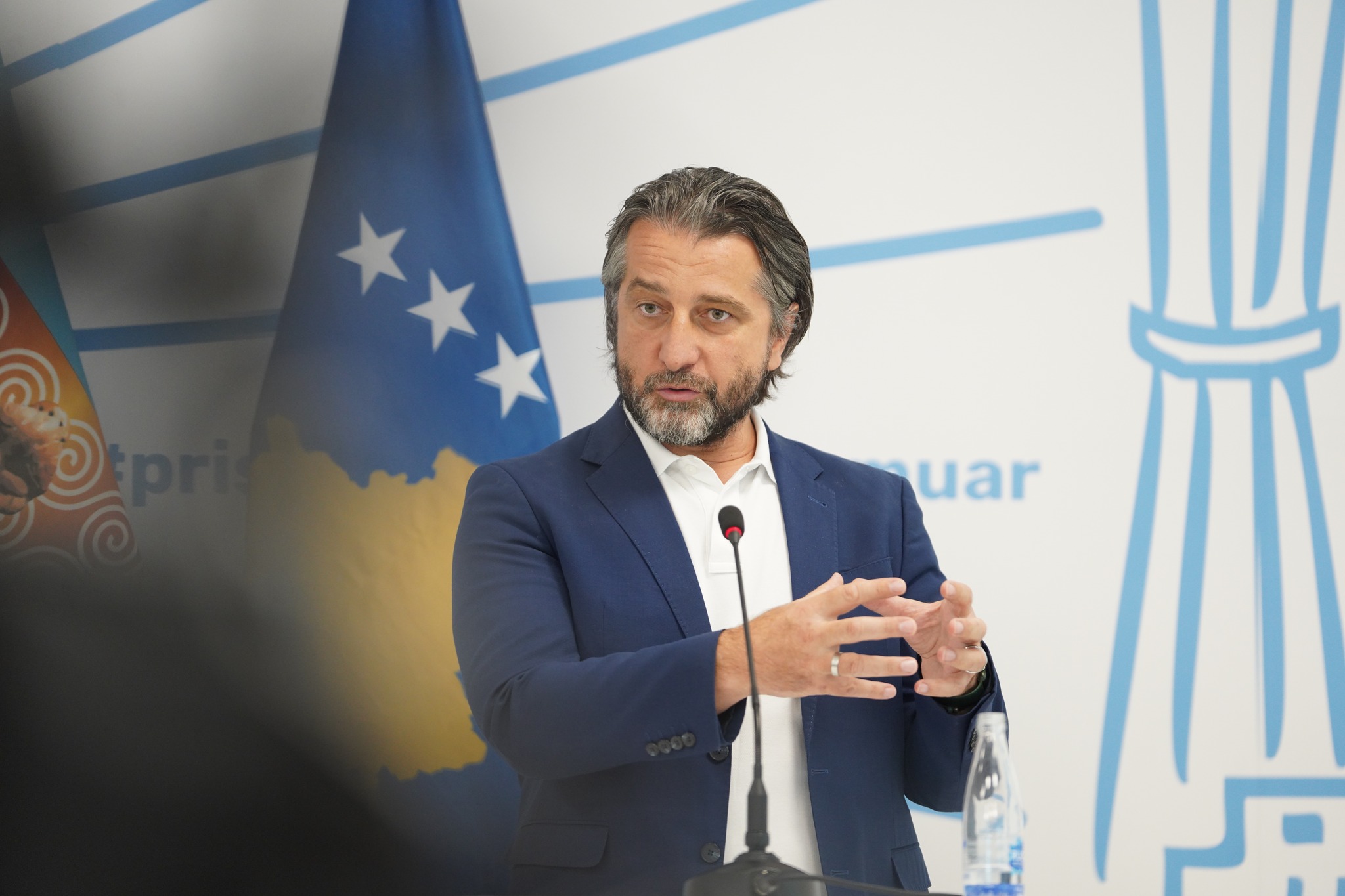 Rama: Fondet e Ministrisë ende s’kanë kaluar në komunë