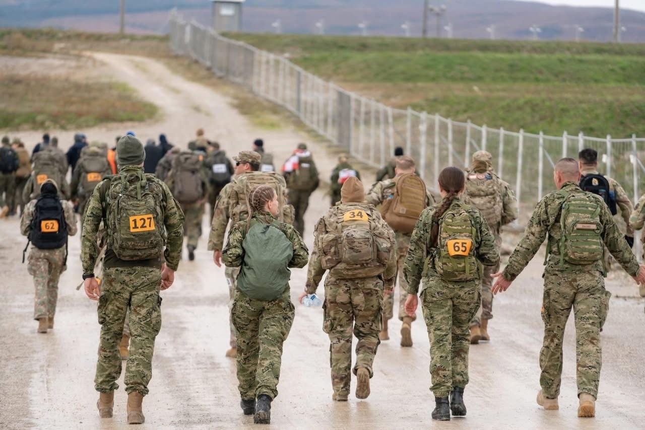 Deputeti Amerikan Keith Self: Rrezik konflikti në Ballkan