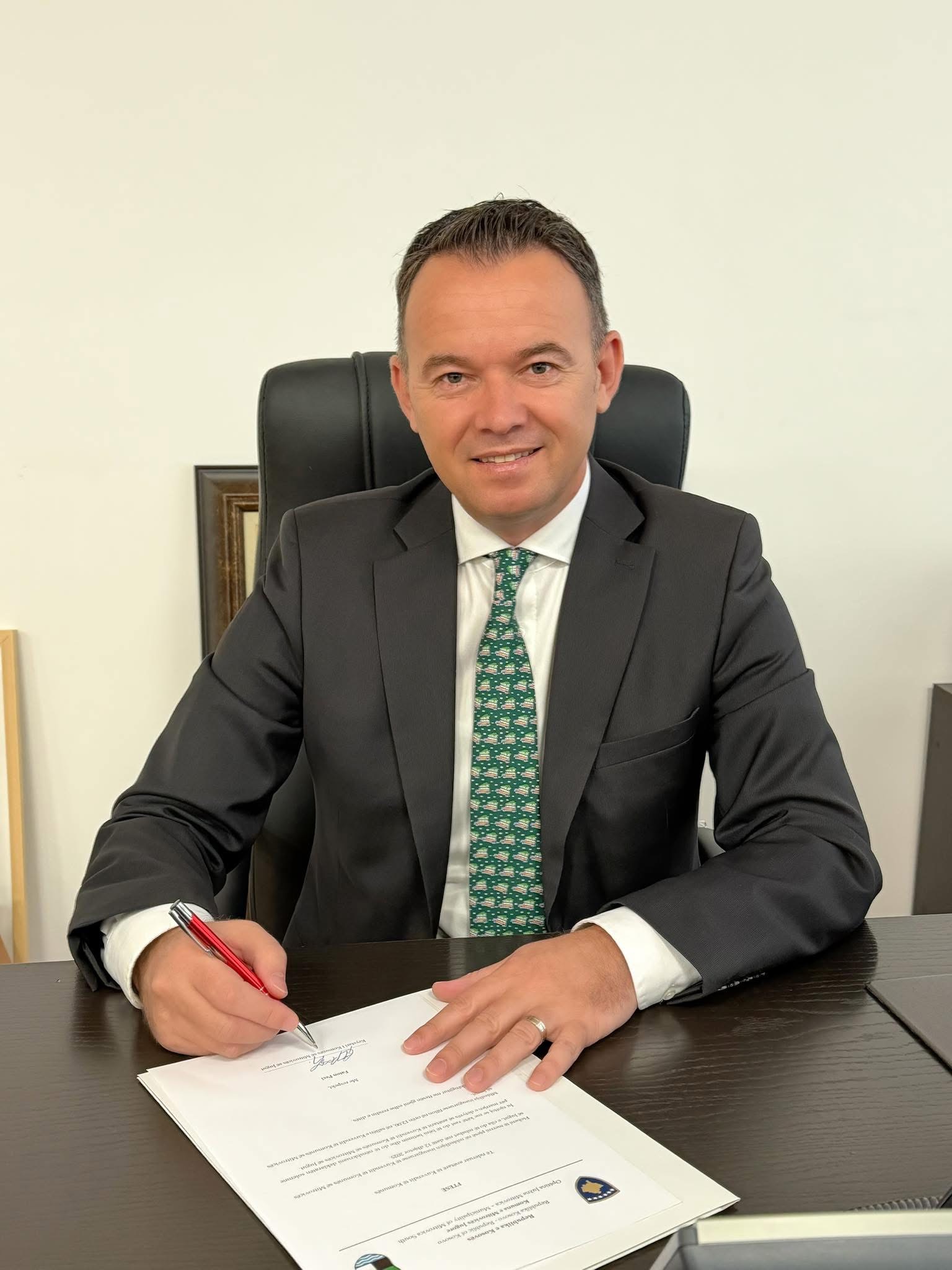 Mitrovicë: Faton Peci fton mbledhjen e parë të kuvendit komunal