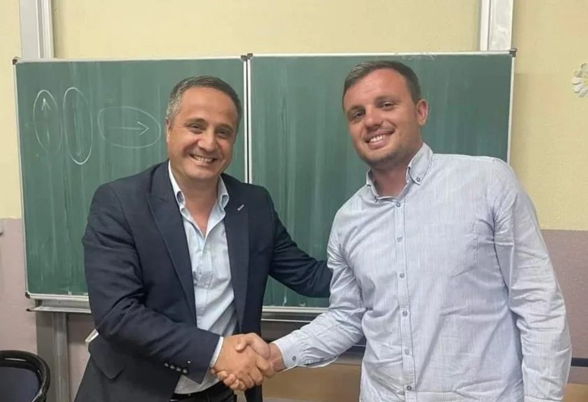 Driton Selmanaj largohet nga asambleja e Prizrenit, zëvendësohet