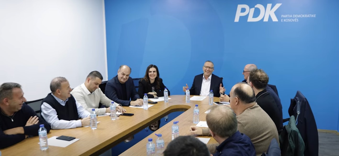 Bedri Hamza shpall listën e PDK-së për zgjedhjet e ardhshme