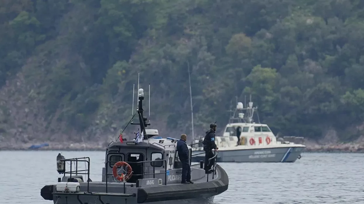 Tragjedi në Kretë: 18 emigrantë humbin jetën në mbytje anijeje