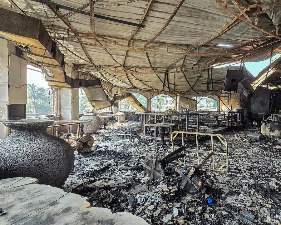 Zjarr në klub nate në Indi, humbin jetën 25 persona