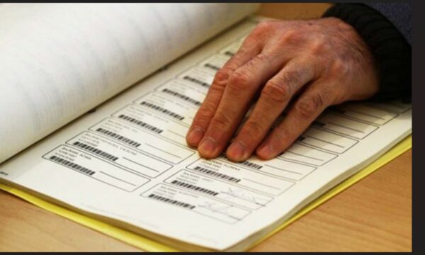 KQZ shqyrton kandidaturat dhe qendrat e votimit jashtë vendit