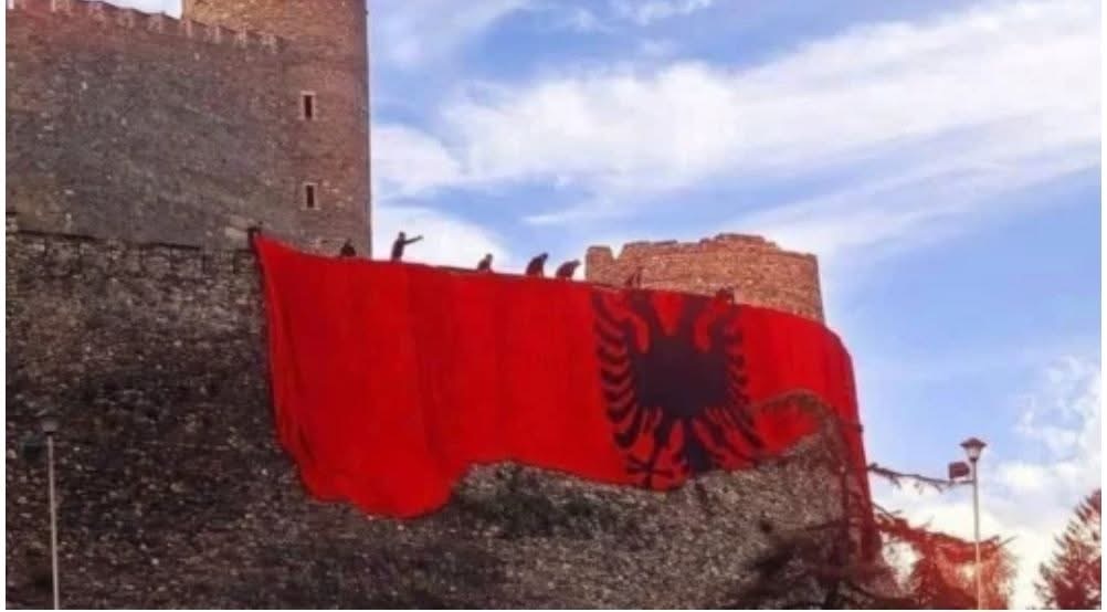 Grupi “Shvercerat” përkrah protestën e ardhshme në Shkup