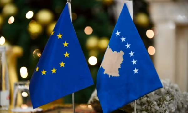 Parisi kundërshton heqjen e masave ndaj Kosovës për integrim