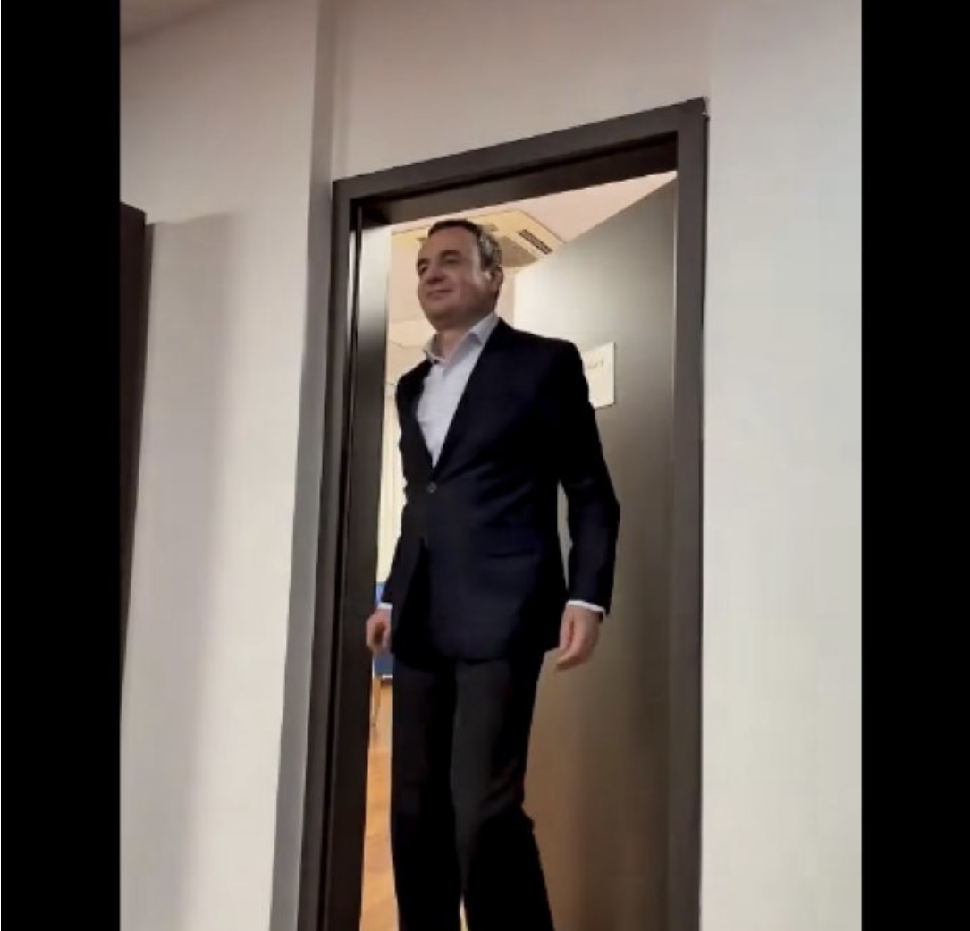 Kurti prezanton spotin elektoral, vlerëson liberalizimin e vizave