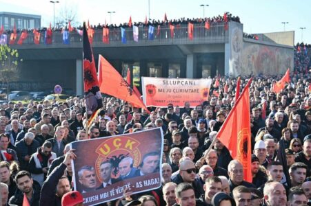 Veteranët e UÇK-së falënderojnë për mbështetjen në Shkup