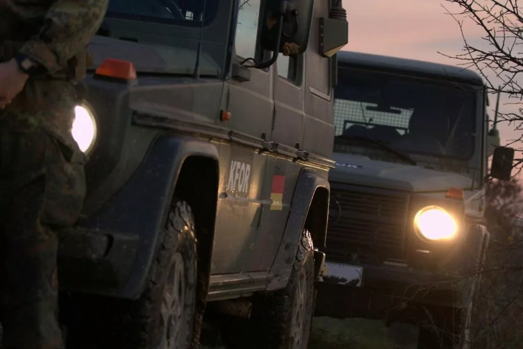Ushtarët gjermanë të KFOR-it kryejnë patrullime në Kosovë