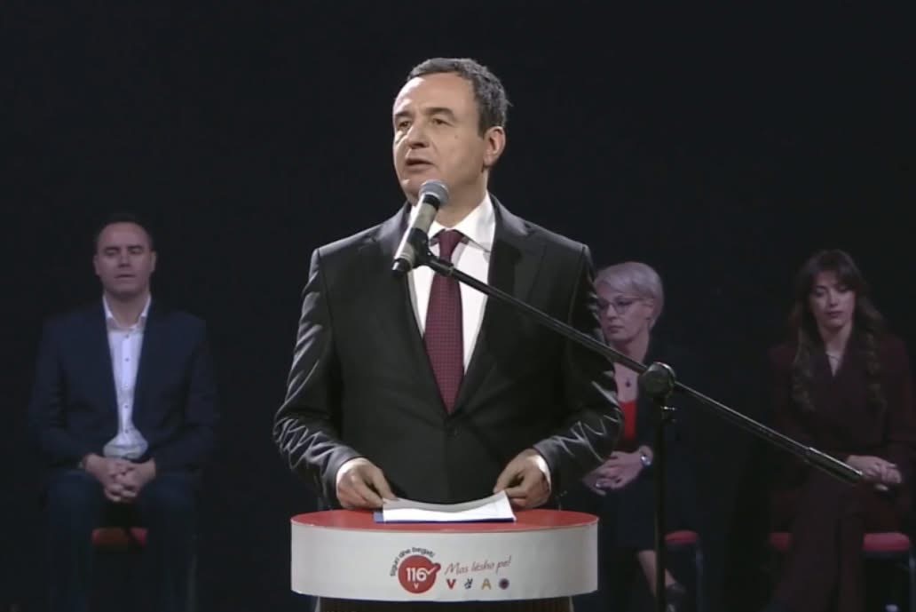 Kurti paraqet listën e VV-së me ton të qetë, pa sulme