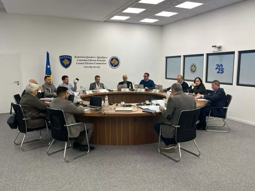 KQZ-ja miraton 283 vëzhgues nga OJQ-të, ambasadat dhe mediat