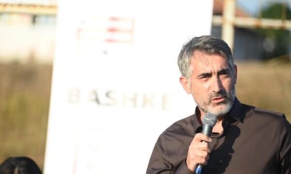 Berat Lahu publikon licencimin e kompanisë së Vuk Hamoviqit nga ZRRE në 2021