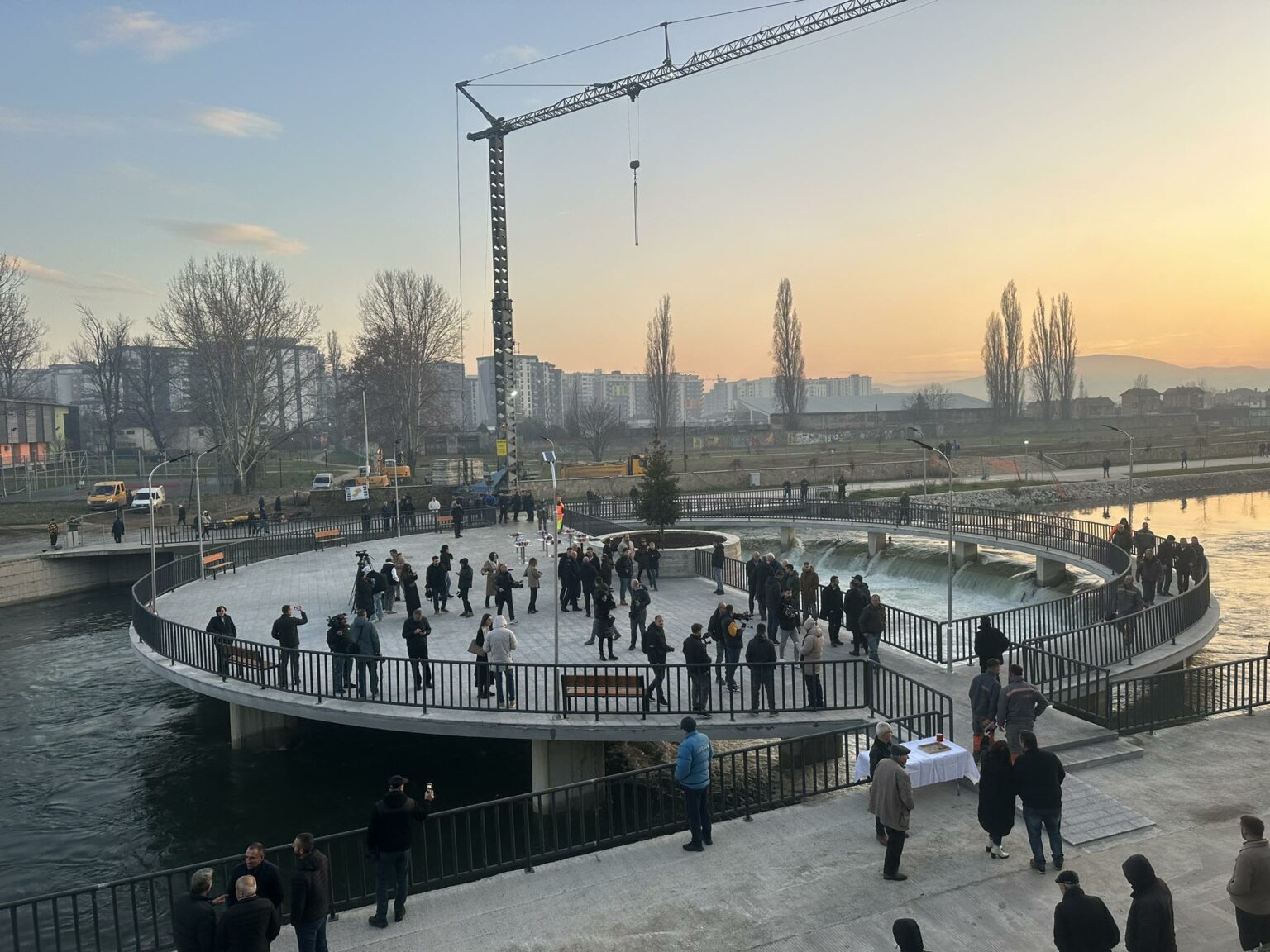 Ura e re për këmbësorë mbi Ibër hapet zyrtarisht sot