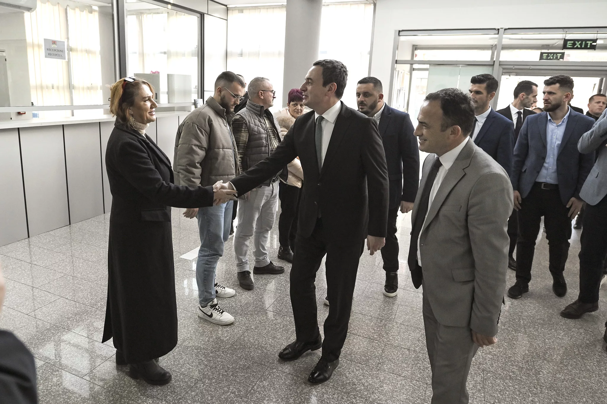 Kryeministri Kurti takohet me kryetarin e ri të Obiliqit, Thaçi