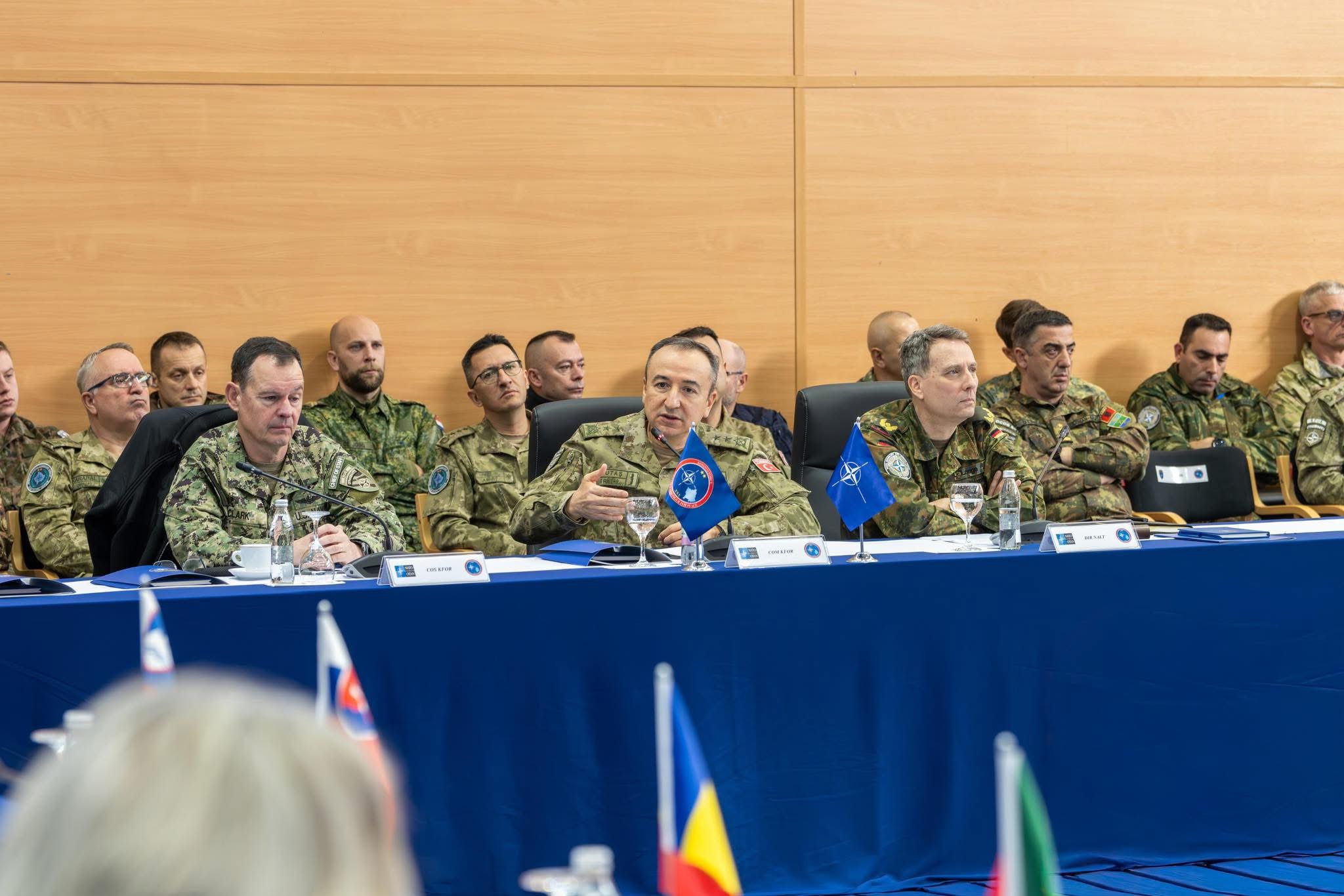 Komandanti i KFOR-it garanton sigurinë e vazhdueshme në Kosovë