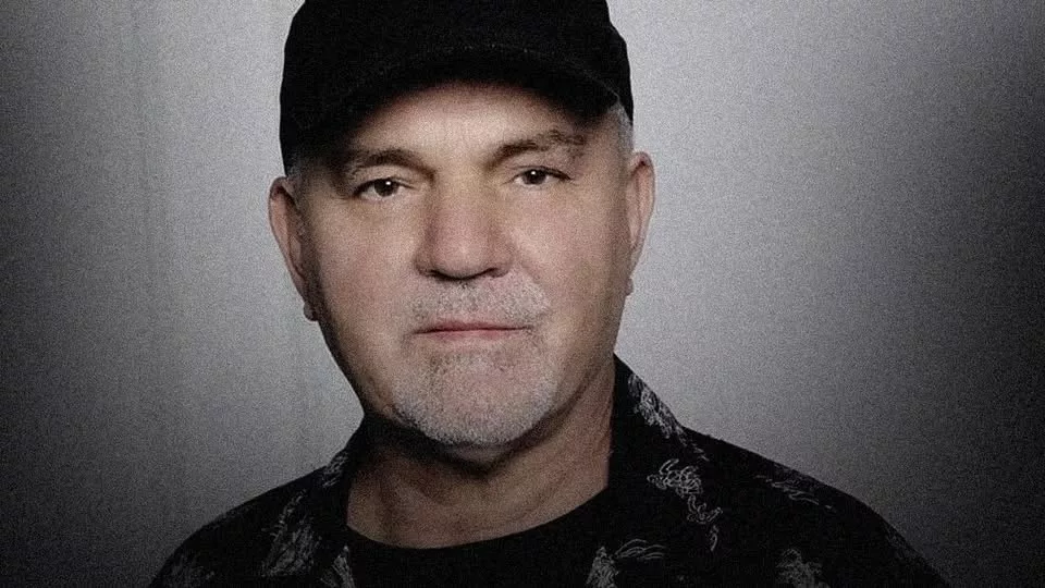 Kryeministri Kurti Kujton Shemin: Zëri i Tij Jeton në Këngë