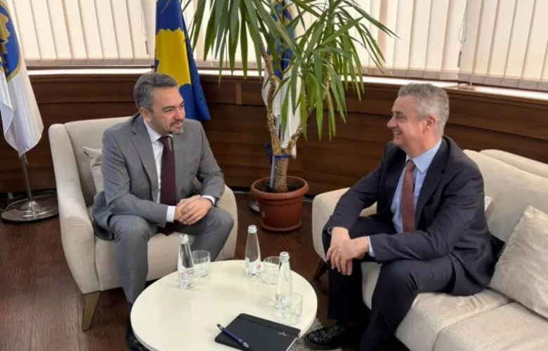 Hargreaves lavdëron KQZ-në për organizimin e zgjedhjeve të qeta