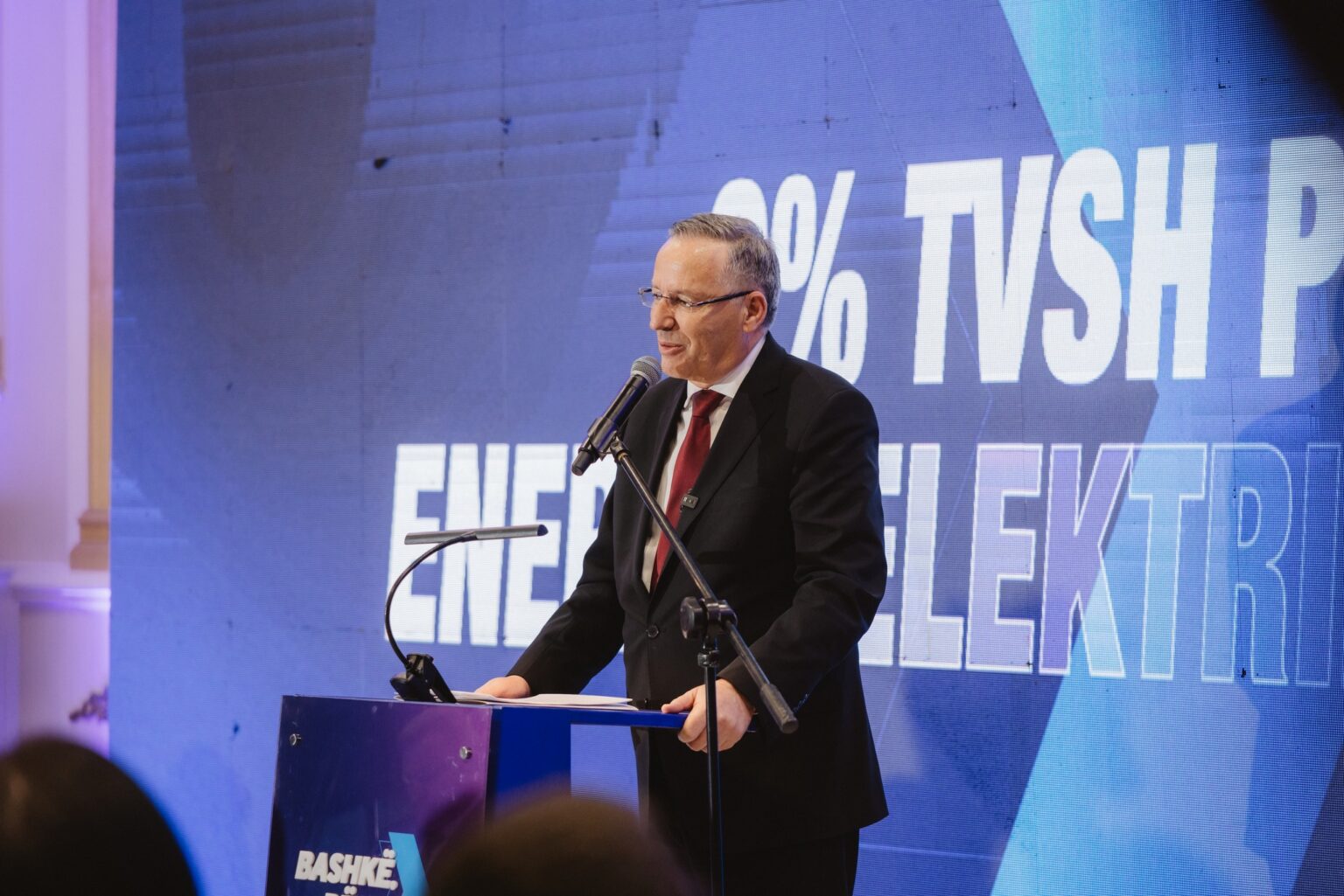 Bedri Hamza: Propozim për heqjen e TVSH-së në energji elektrike