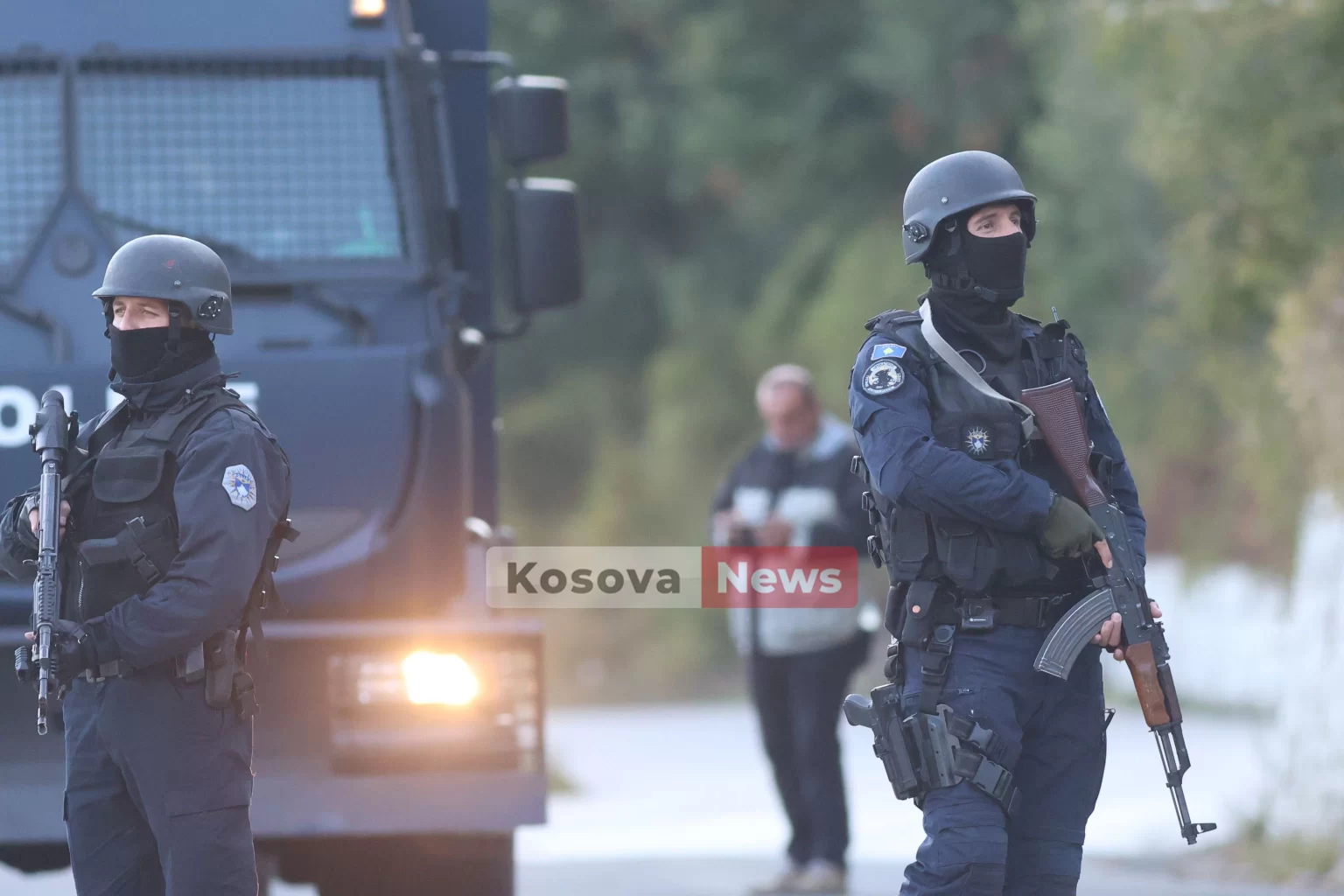 Dy të kërkuar ndërkombëtarisht ekstradohen në Kosovë