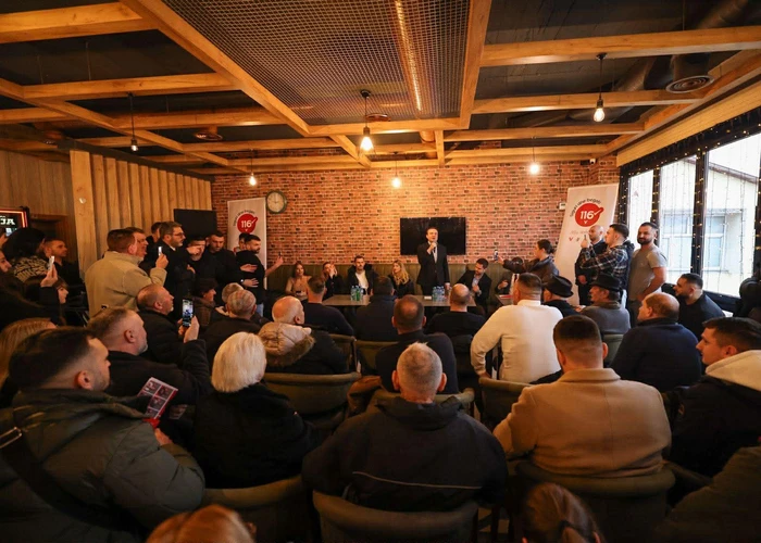 Magjistralja e Dukagjinit sjell përfitime për Deçanin, thotë Kurti