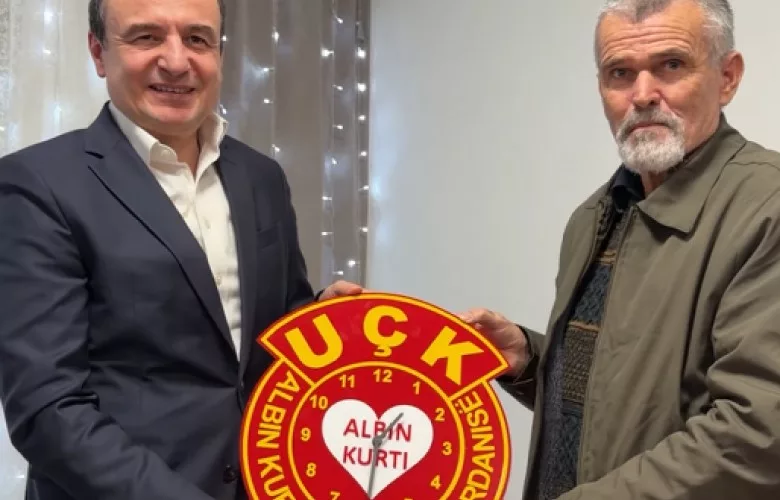 Kurti garanton ndihmë për komunitetet e Poklekut dhe Vasilevës