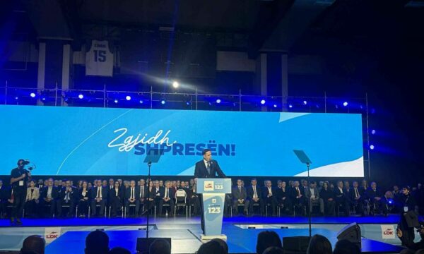 Abdixhiku: LDK përfaqëson lirinë, jo turmat e kontrolluara