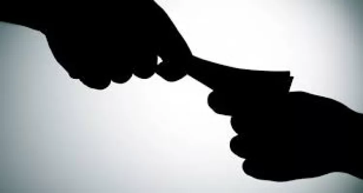 Shtetas shqiptar arrestohet në Vërmicë për ryshfet