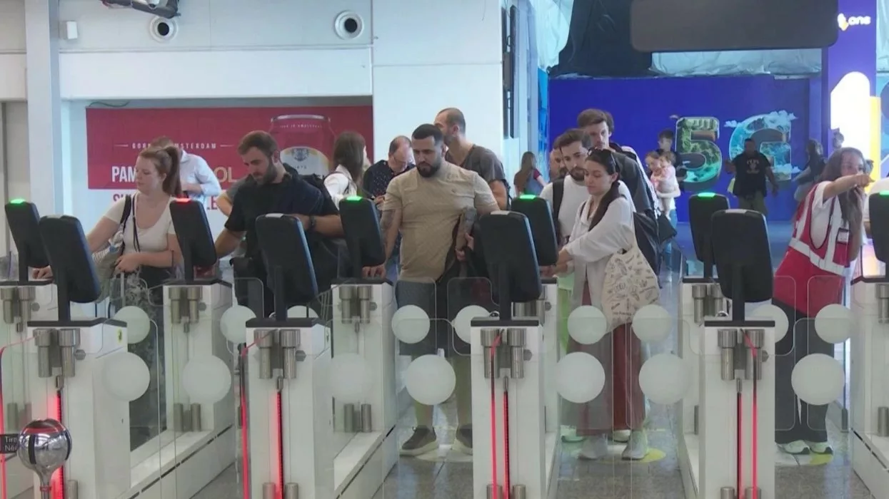 Kosovarët Zgjedhin Shqipërinë për Festimet e Vitit të Ri