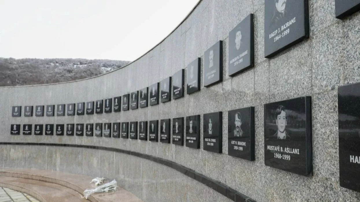 Pesë prokurorë shqyrtojnë 1000 raste të krimeve të luftës