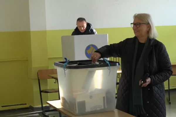 Qytetarët e Gjakovës vlerësojnë procesin zgjedhor pozitivisht