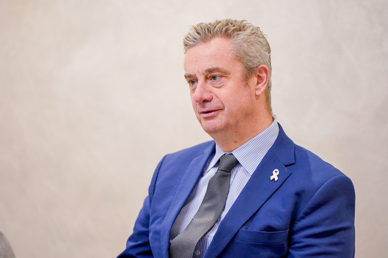 Ambasadori britanik uron Kosovën për një vit të ri të suksesshëm