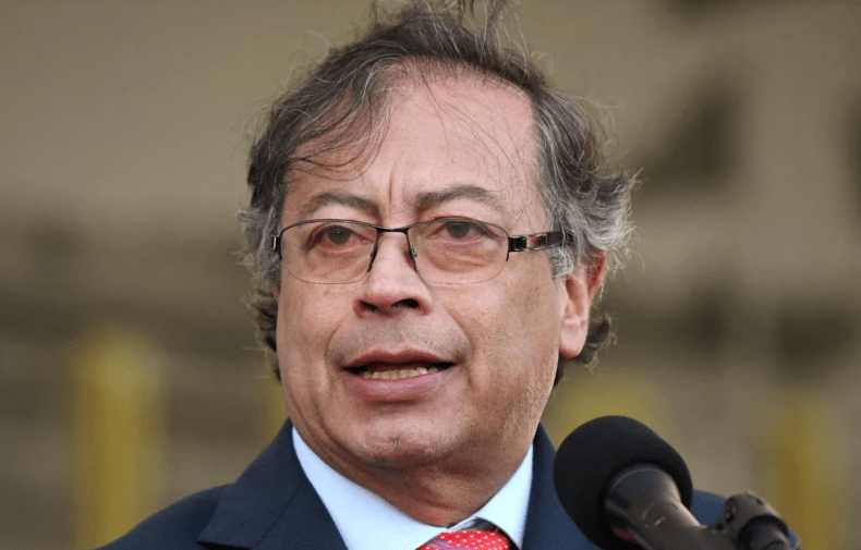 Kolumbia Vendos Trupat Kufitare mes Tensioneve me Venezuelën